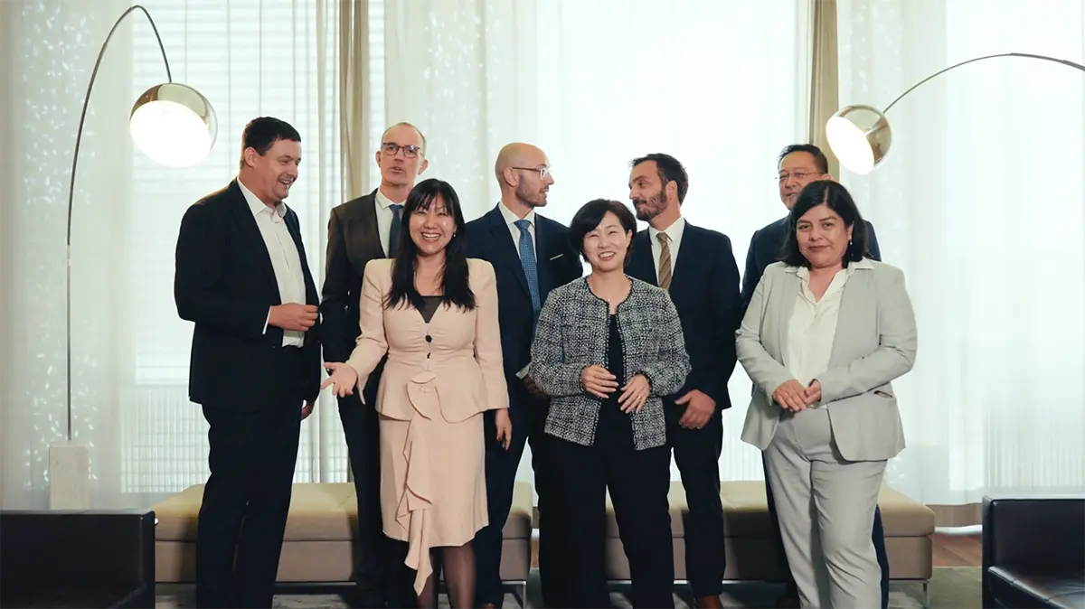 Réalisation d'une vidéo d'entreprise (corporate) pour EHL à Lausanne par l'agence Fullframe Creative.