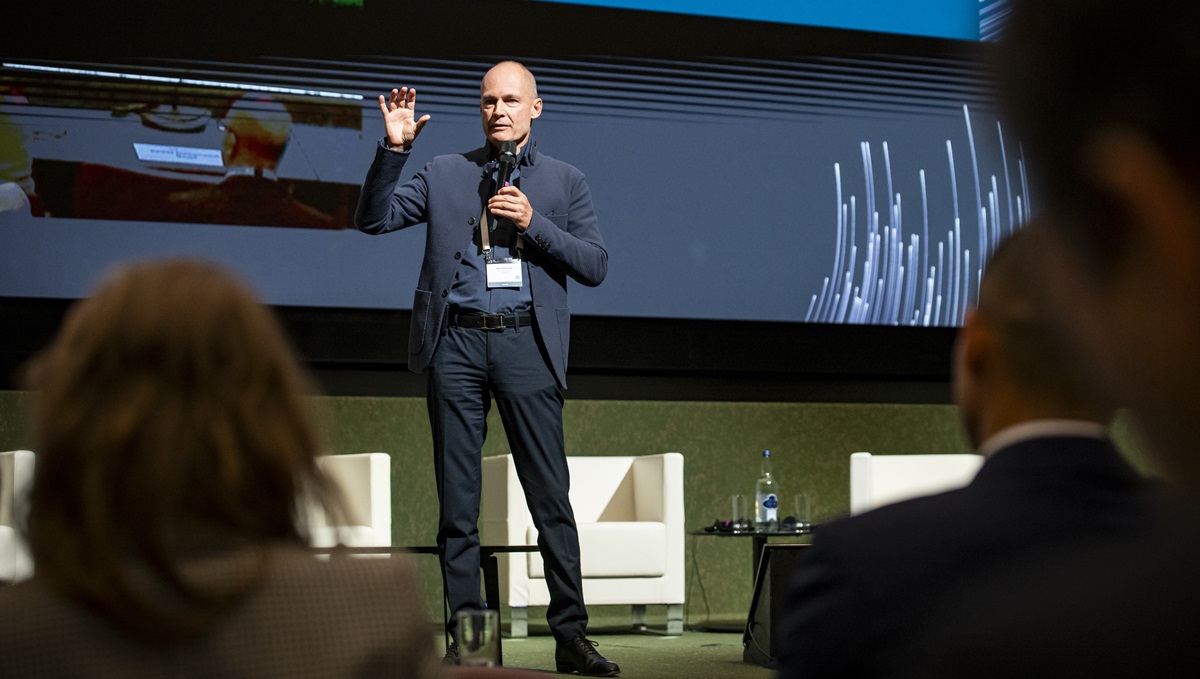 Bertrand Piccard of Solar Impulse on stage at IUCN's Leader's Forum event covered by Fullframe Creative Agency's photographer.