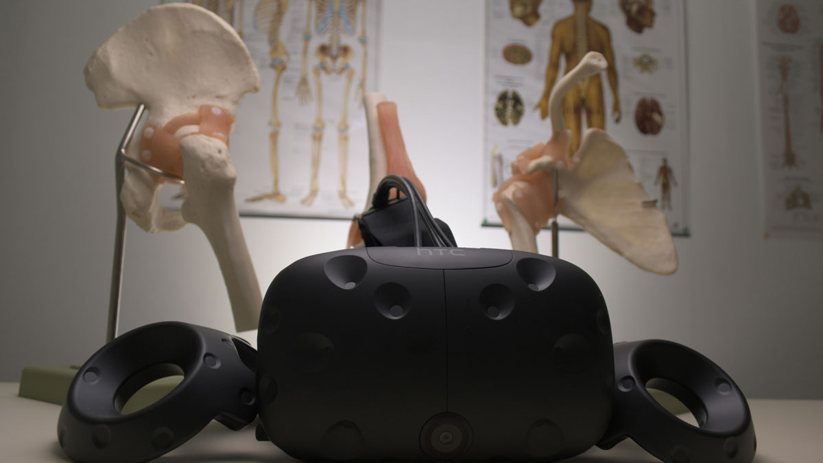 An image of vr virtual reality for medical medicine anatomy for the Fullframe blogpost on ar augmented reality, vr virtual reality, mr mixed reality, xr extended reality in video production. Image by jasper aggergaard on unsplash